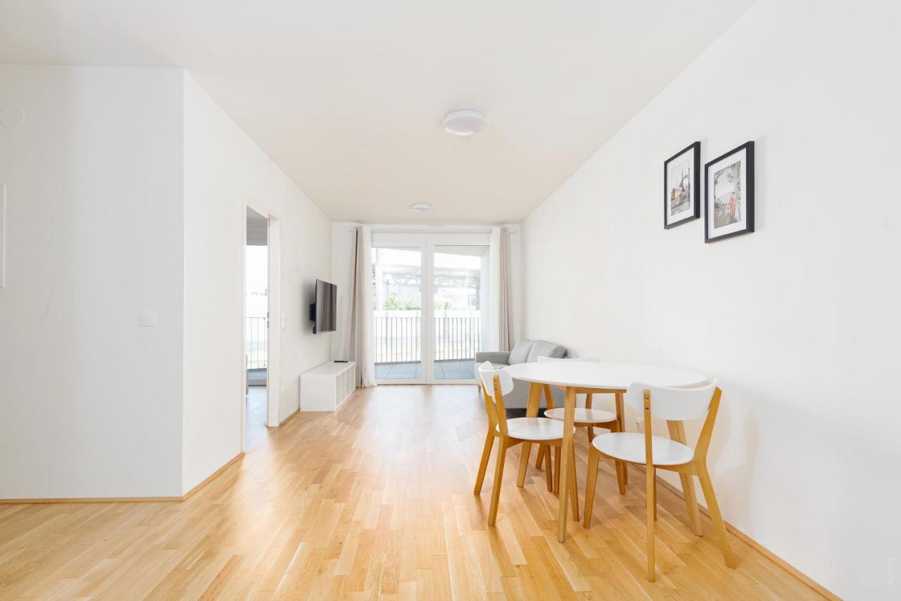 Whats-App Self-Check-In - 1Br Apartment, Near Airport,15 Min To Center Vienne Extérieur photo