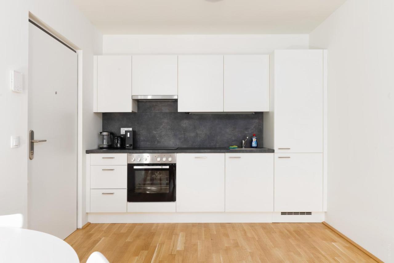 Whats-App Self-Check-In - 1Br Apartment, Near Airport,15 Min To Center Vienne Extérieur photo