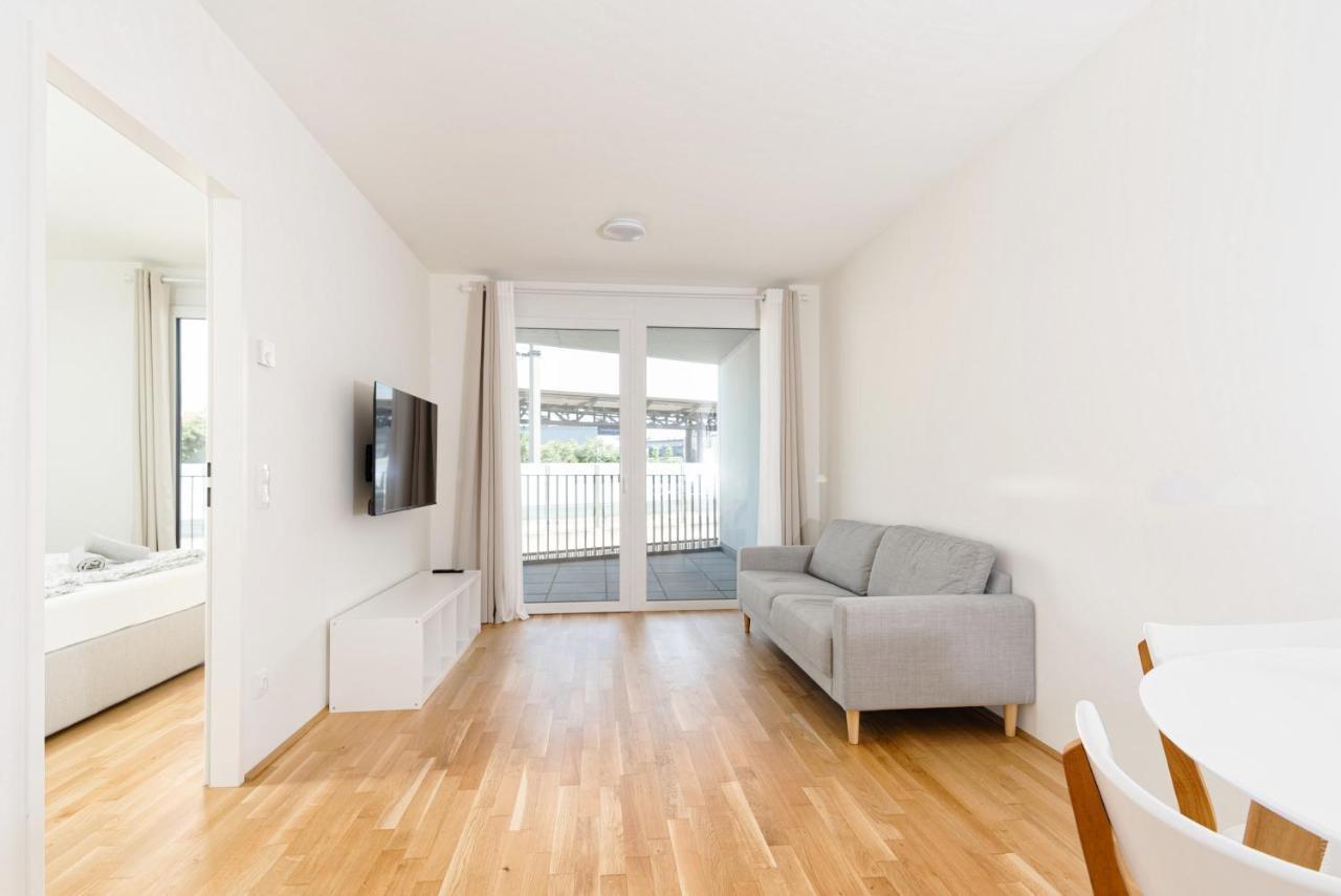 Whats-App Self-Check-In - 1Br Apartment, Near Airport,15 Min To Center Vienne Extérieur photo