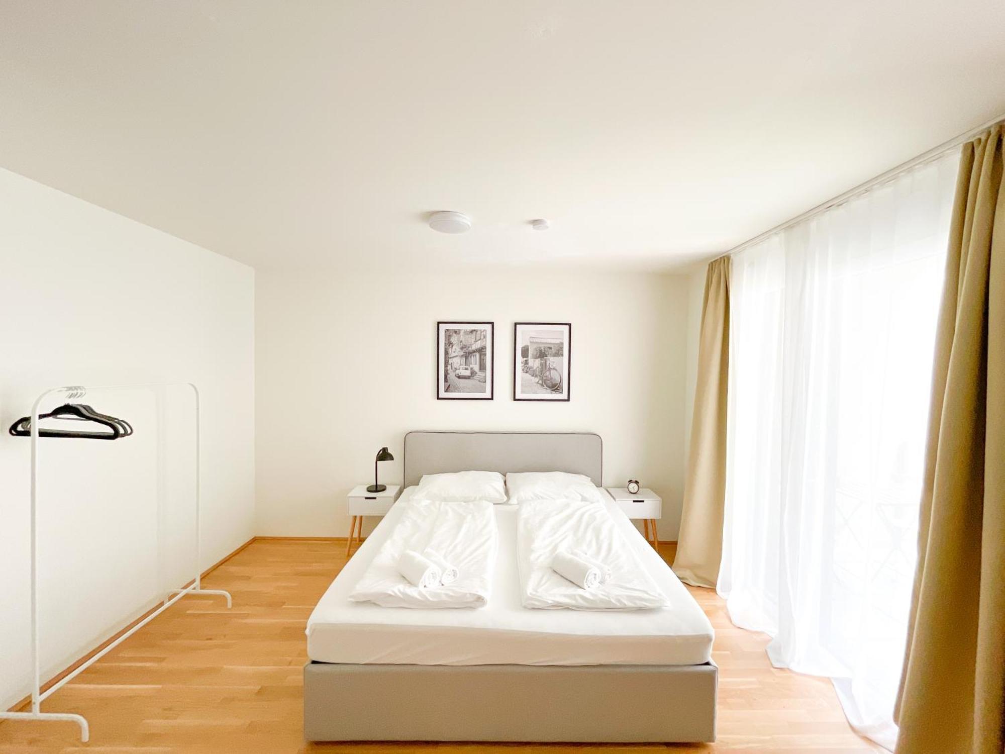 Whats-App Self-Check-In - 1Br Apartment, Near Airport,15 Min To Center Vienne Chambre photo
